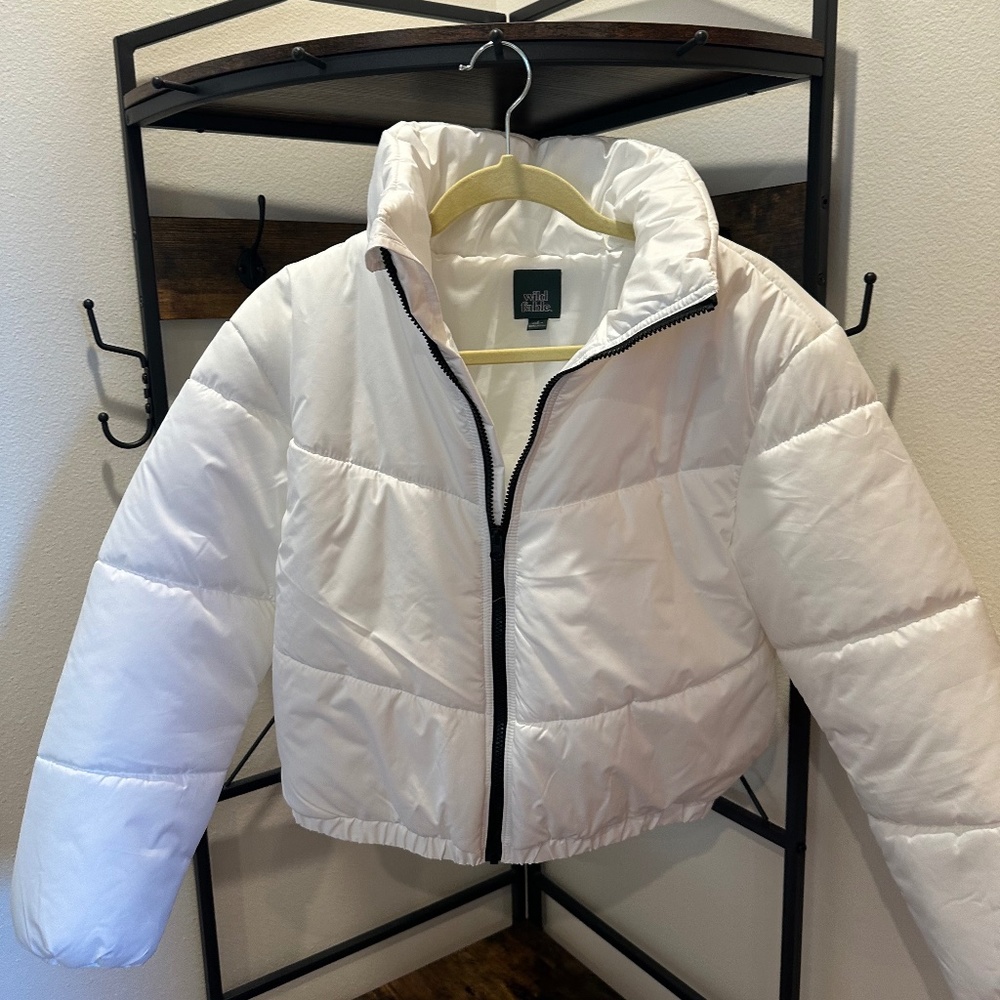 Cropped White Puffer Jacket